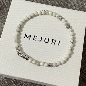 Mejuri Howlite and Silver Beaded Bracelet